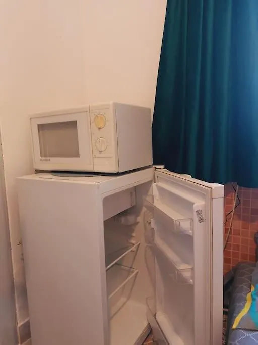 Tiny Studio Next To Unirii Apartment Bucharest