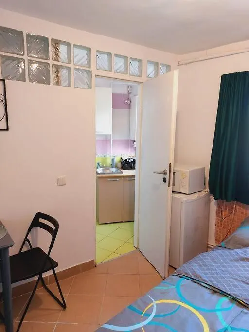 Tiny Studio Next To Unirii Apartment Bucharest