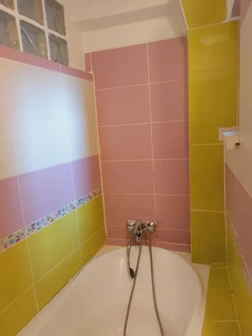 Tiny Studio Next To Unirii Apartment Bucharest